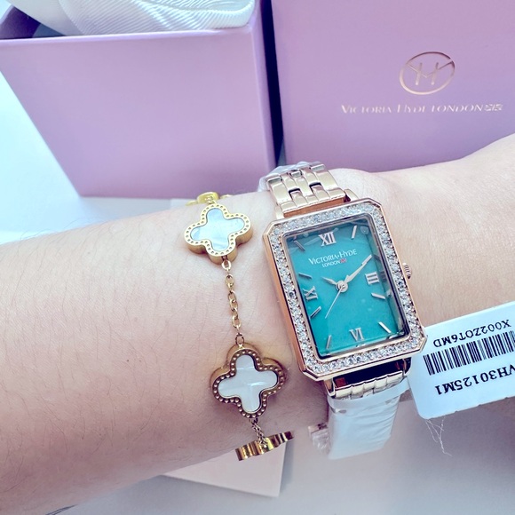 (NWT) Victoria Hyde London Watch - Picture 2 of 2